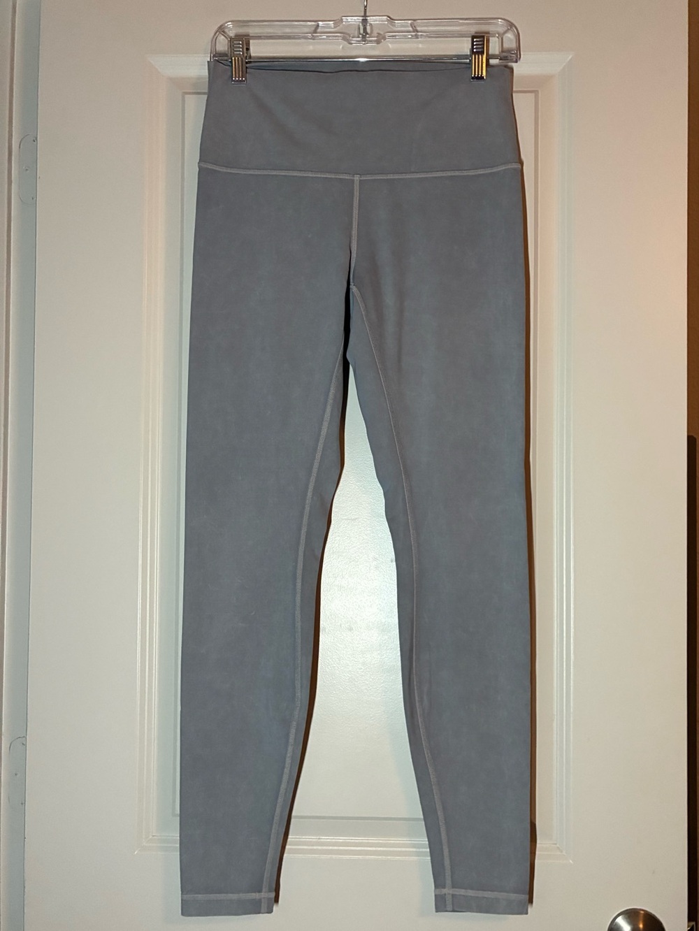 Lululemon Wunder Under High-Rise Tight *Snow Washed 28" in Washed Luna Size 8 - Picture 5 of 9